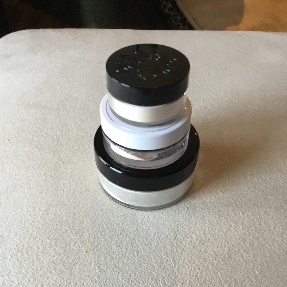 Translucent Powder Trio -Becca & Kat Von D - Picture 2 of 5